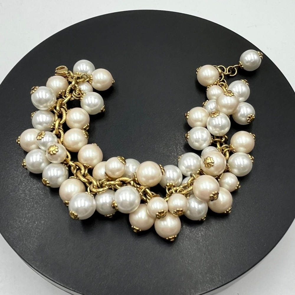 Kate Spade New York White Light Pink Faux Pearl Baubles Cha Cha Bracelet 
8"